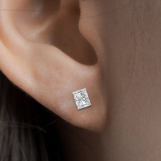 Radiant Diamond Basket Stud Earring - MENAGERIE Intimates MENS Lingerie