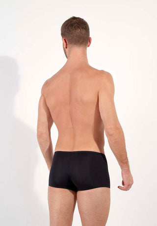 Plumes | Trunk | Black