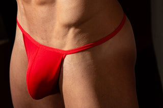 Plumes | G-String | Red