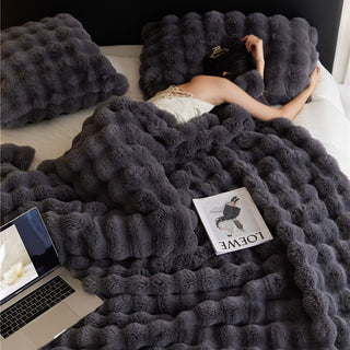 Toscana Soft & Comfortable Plush Bed Throw Blanket | 3CARATS